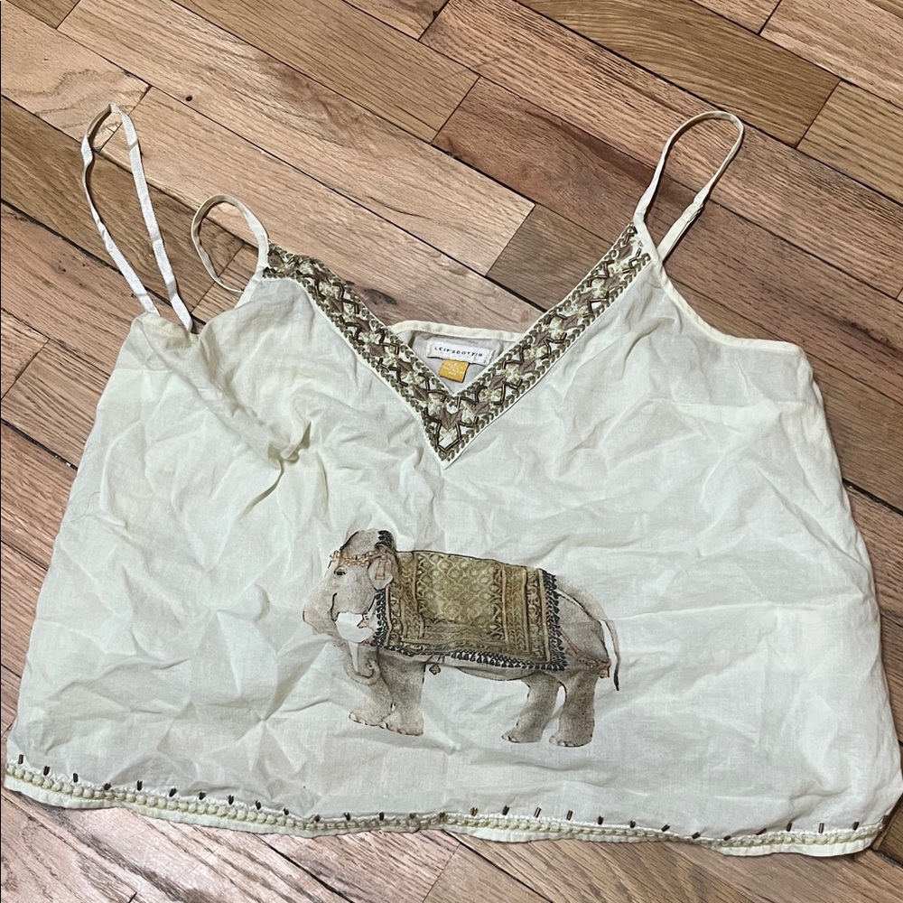 Leifsdottir Embroidered V-Neck Top
